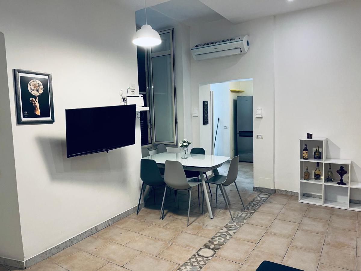 Napoletana Duomo Apartment เนเปิลส์ ภายนอก รูปภาพ