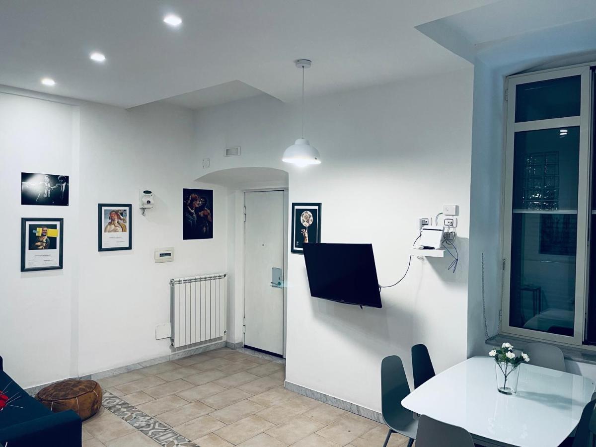 Napoletana Duomo Apartment เนเปิลส์ ภายนอก รูปภาพ